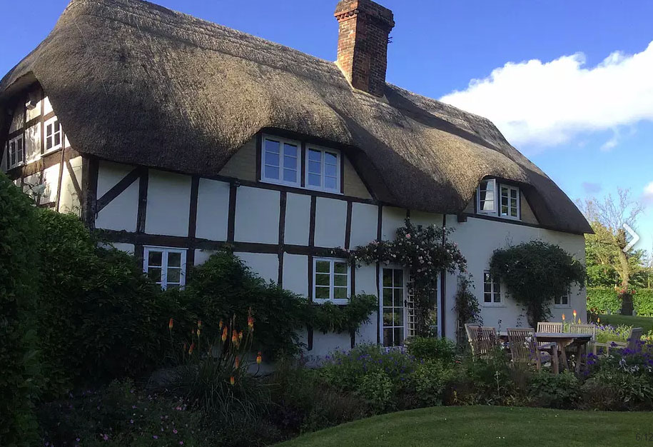 Huntly's Farmhouse